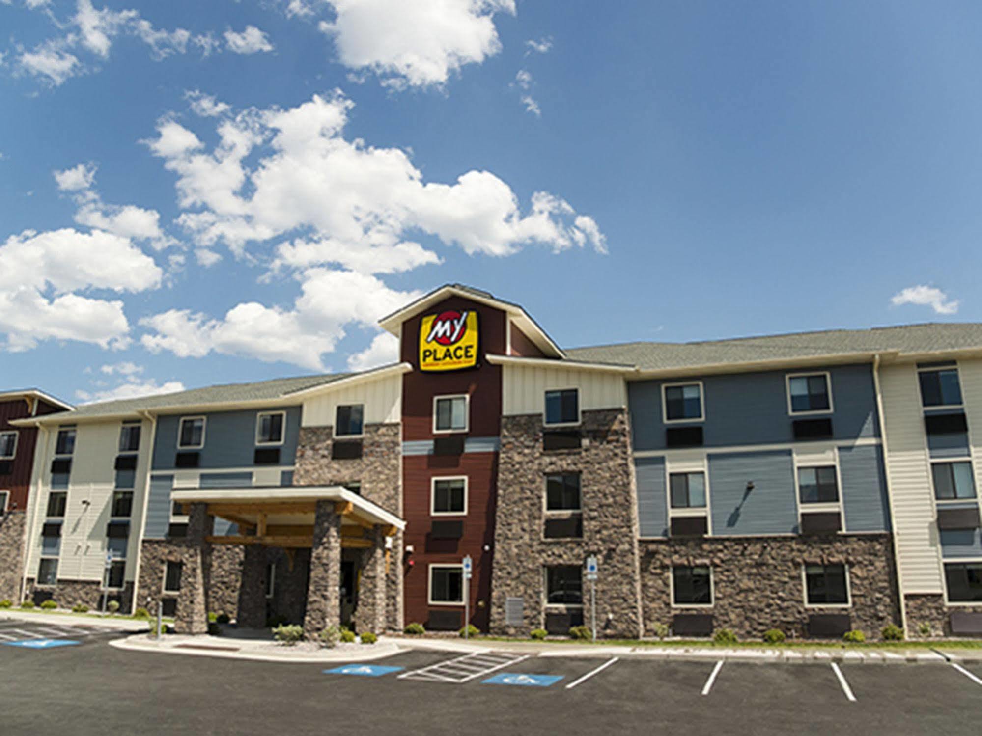 My Place Hotel-grand Forks, Nd Hotel 3*
